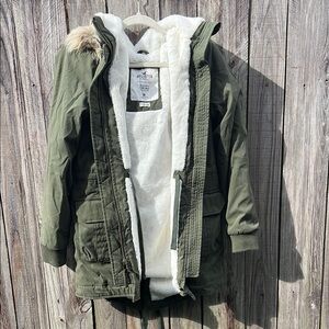 Hollister Olive Green Parka with Faux Fur Hood